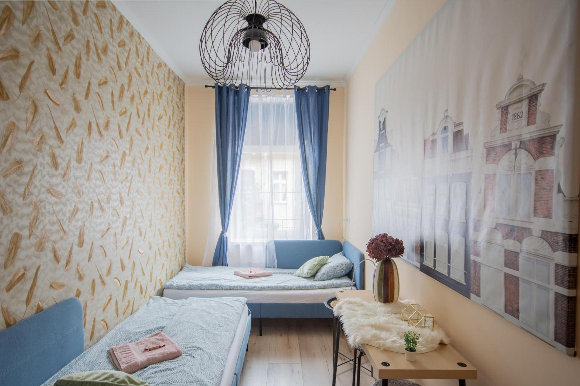Quiet Rooms In The Bustling City Center Будапеща Екстериор снимка